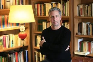 La nueva novela de Guillermo Martínez tiene como protagonistas a un escritor célebre, un joven crítico y una influyente agente literaria